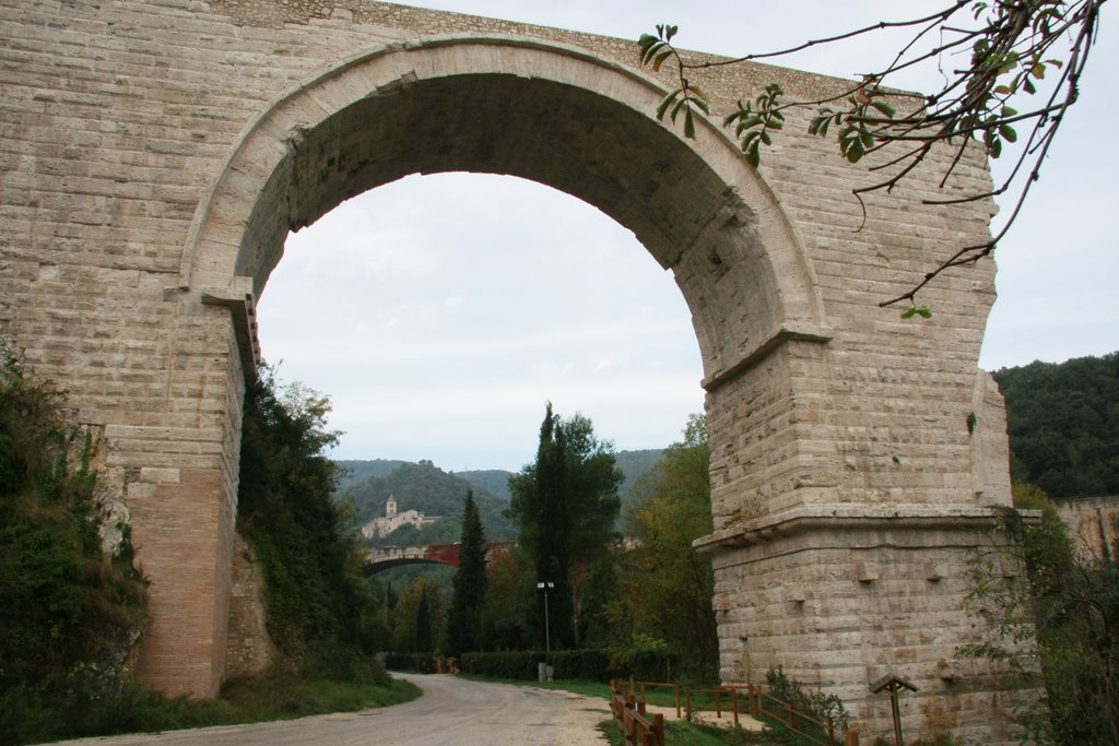 2013 _Pont Narni avec abbaye san cassiano