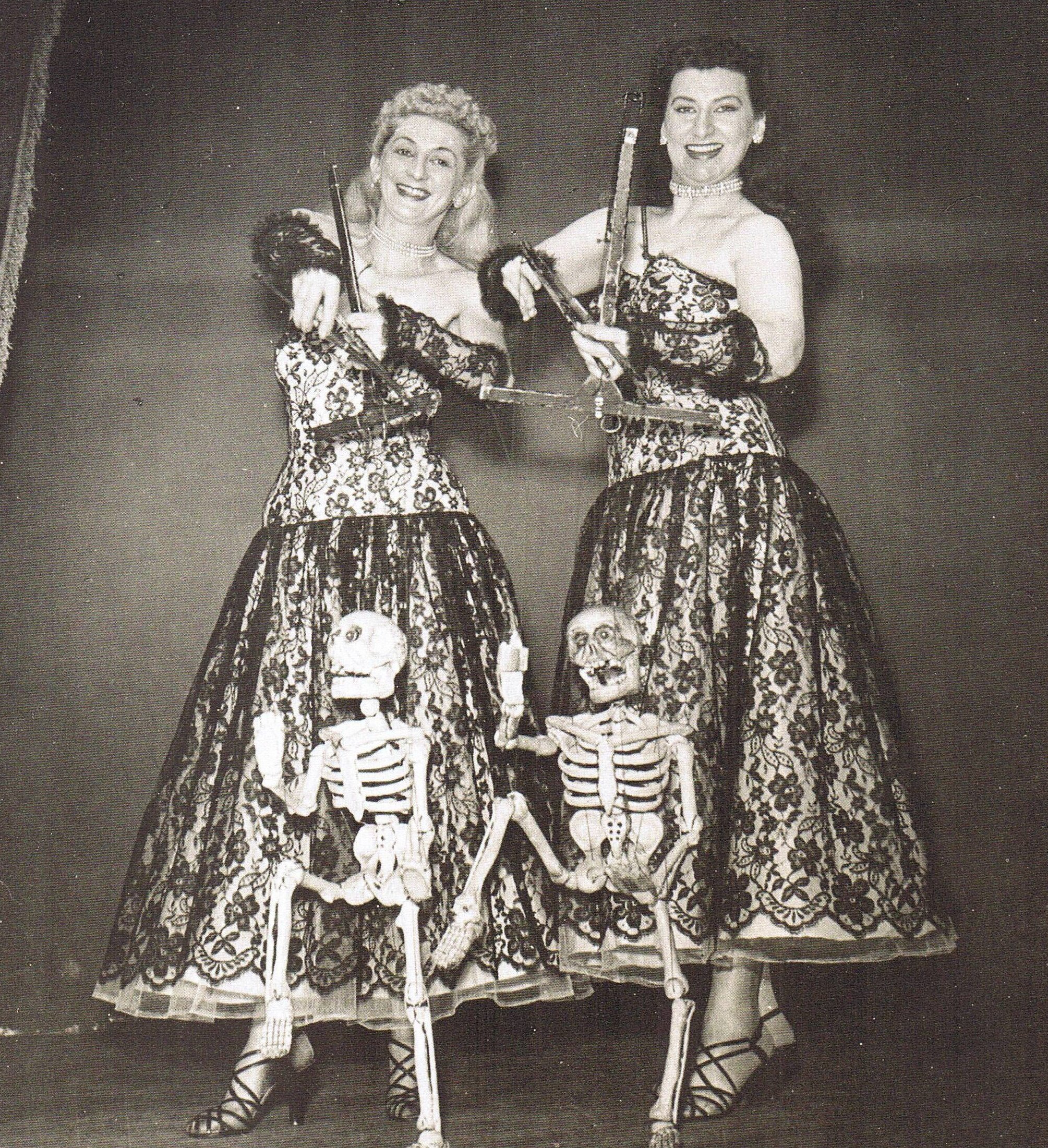 1950 ca Danse macabre