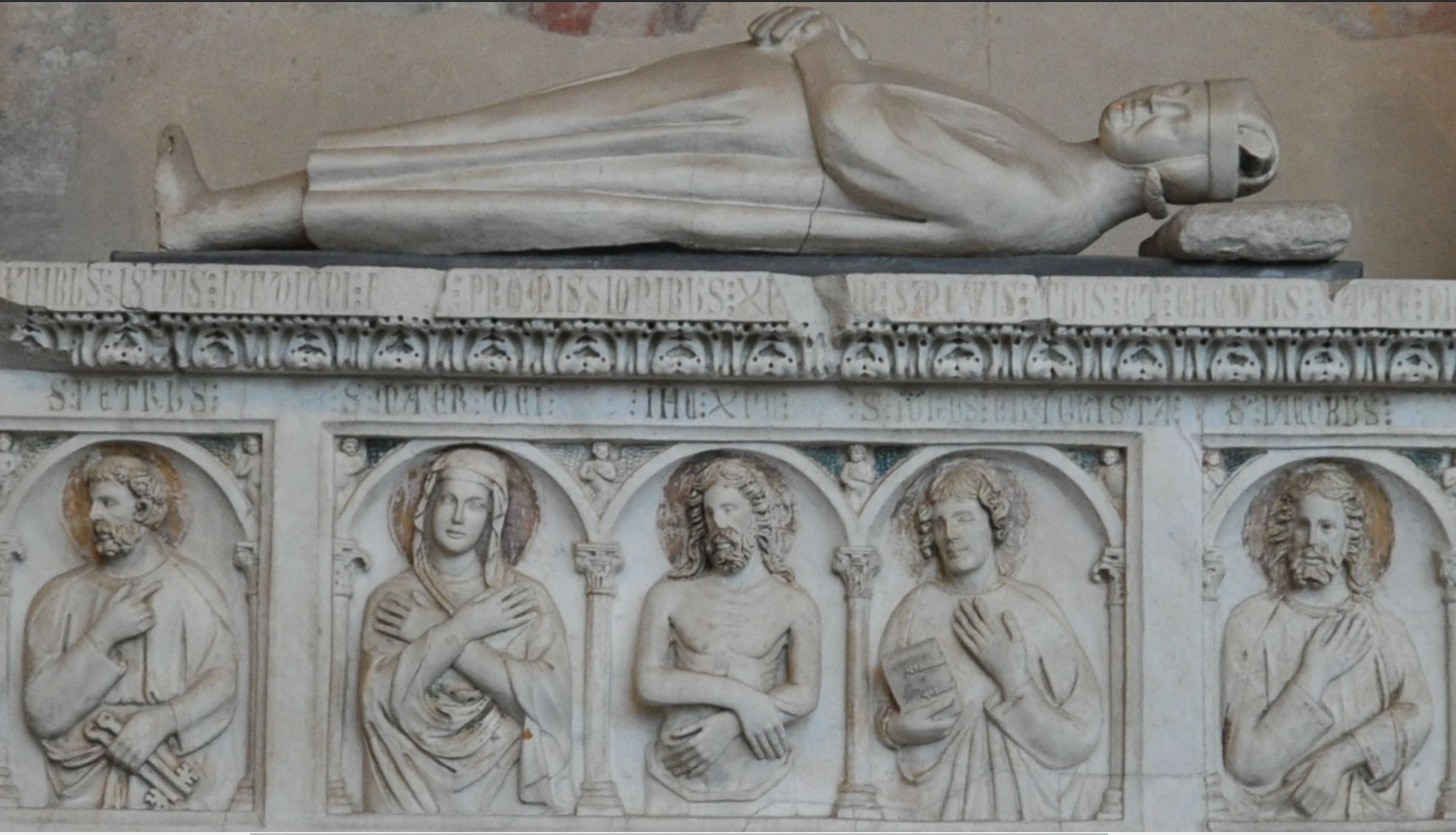 1315-21 Tomba famiglia Della Gherardesca Camposanto Pise
