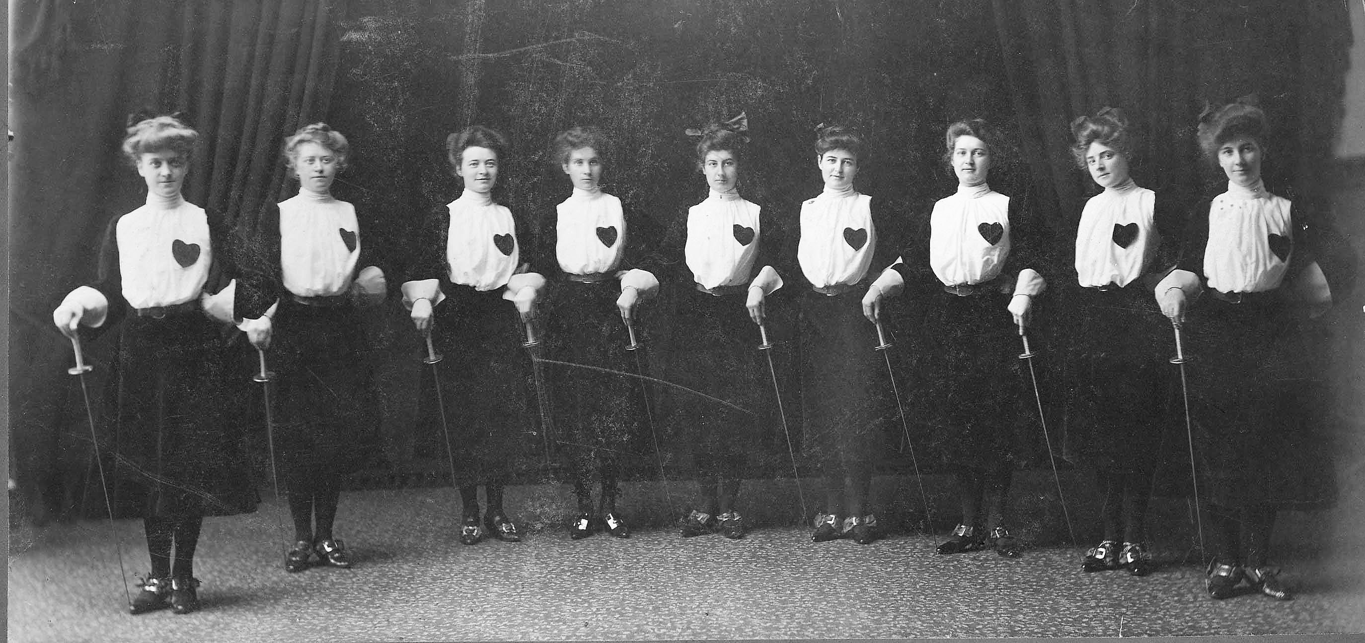 1902 ca Anonyme G fencers club