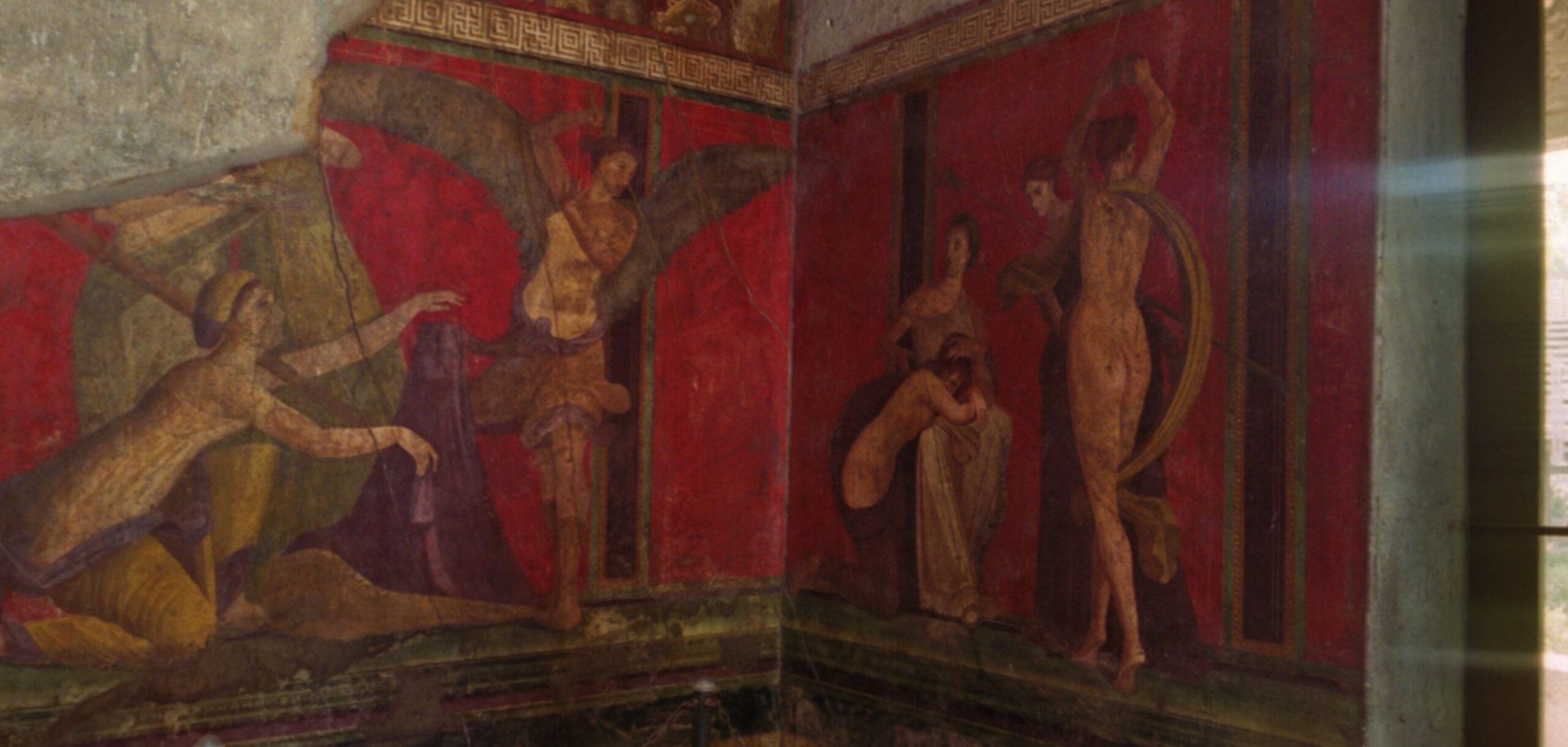 Roman_fresco_Villa_dei_Misteri_Pompeii angle SE